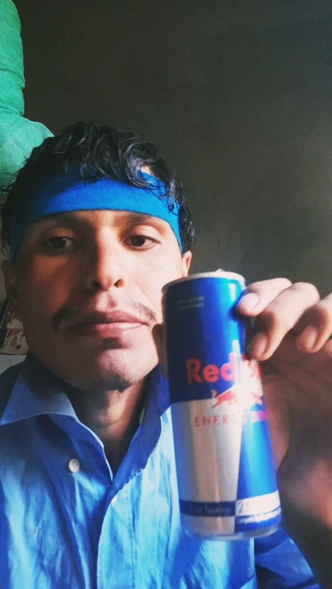 RairSilva_'s tweet photo. @redbull  is The official mars drink  #GrandeFratello #GISELLE #ต้าห์อู๋ออฟโรด #Inktober #GrandeFretello #SB19 #DaouOffroad #grandefatello #Solana #memecoin https://t.co/ws9Ld1waKs