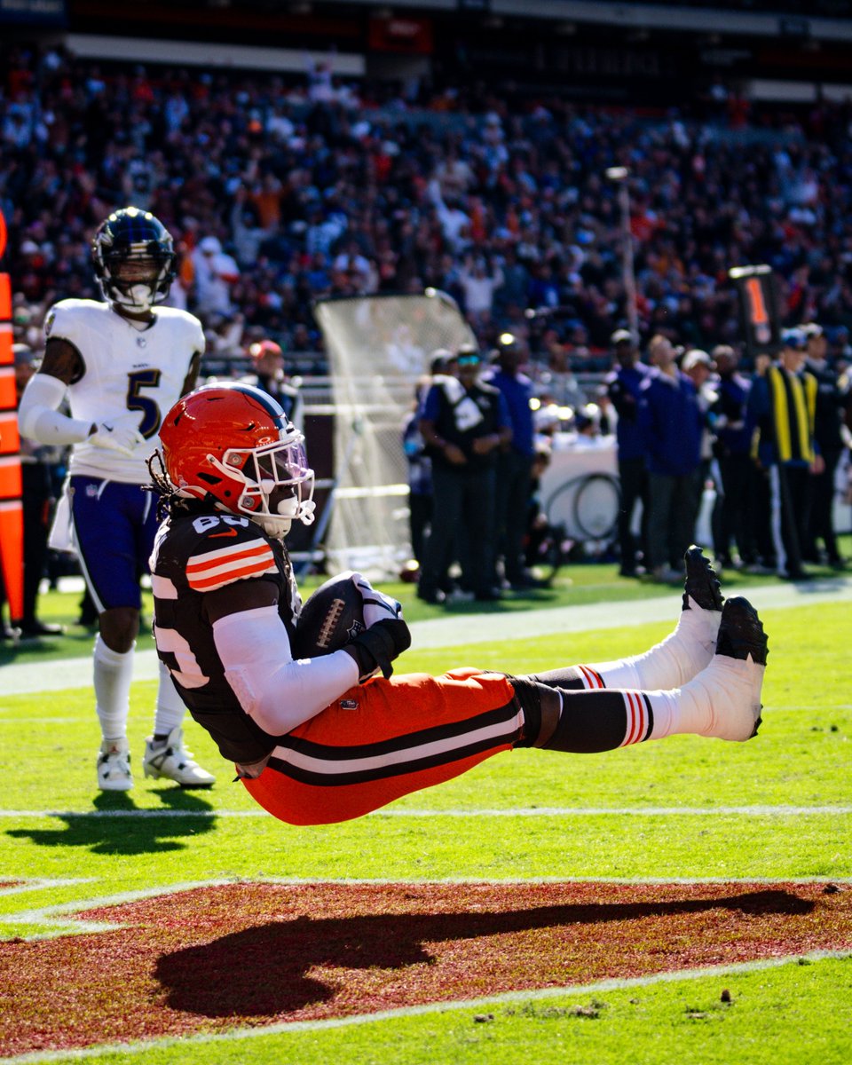 Browns's tweet image. To the invisible boatmobile!!

@SpongeBob x @David_Njoku80