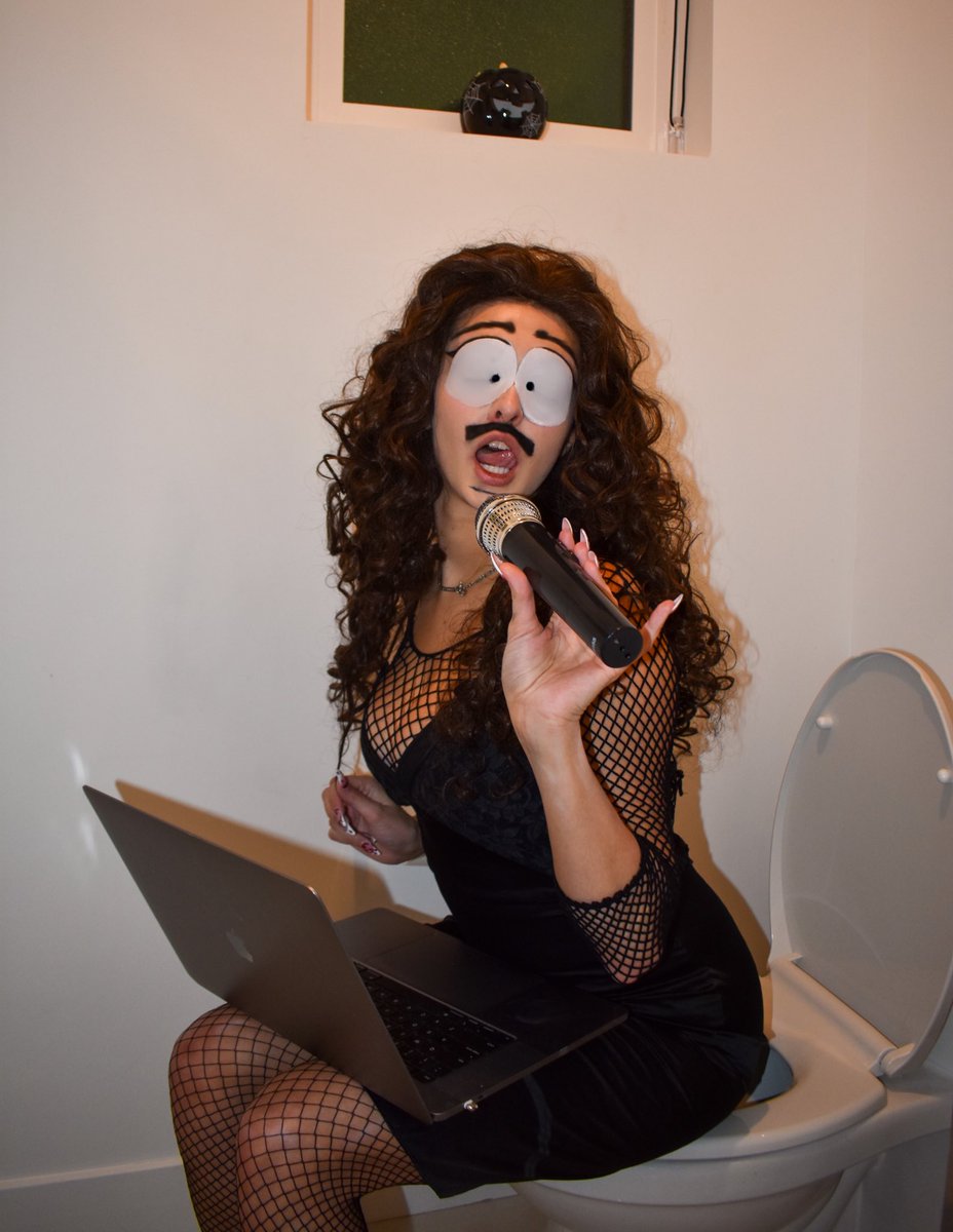 distalpoints's tweet photo. I hate gay Halloween bc wdym you’re Randy Marsh Lorde but also part of brat summer?! https://t.co/Gb0dNl0JDd