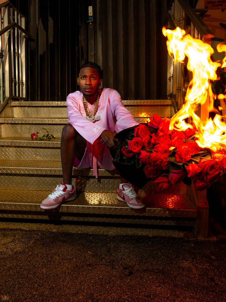 _LIVEBOII305's tweet image. Burning ❤️🔥Loving This Time Around Cause Wdf Love Gonna Do For A Nigga Like Me 🤷🏽♂️🖤