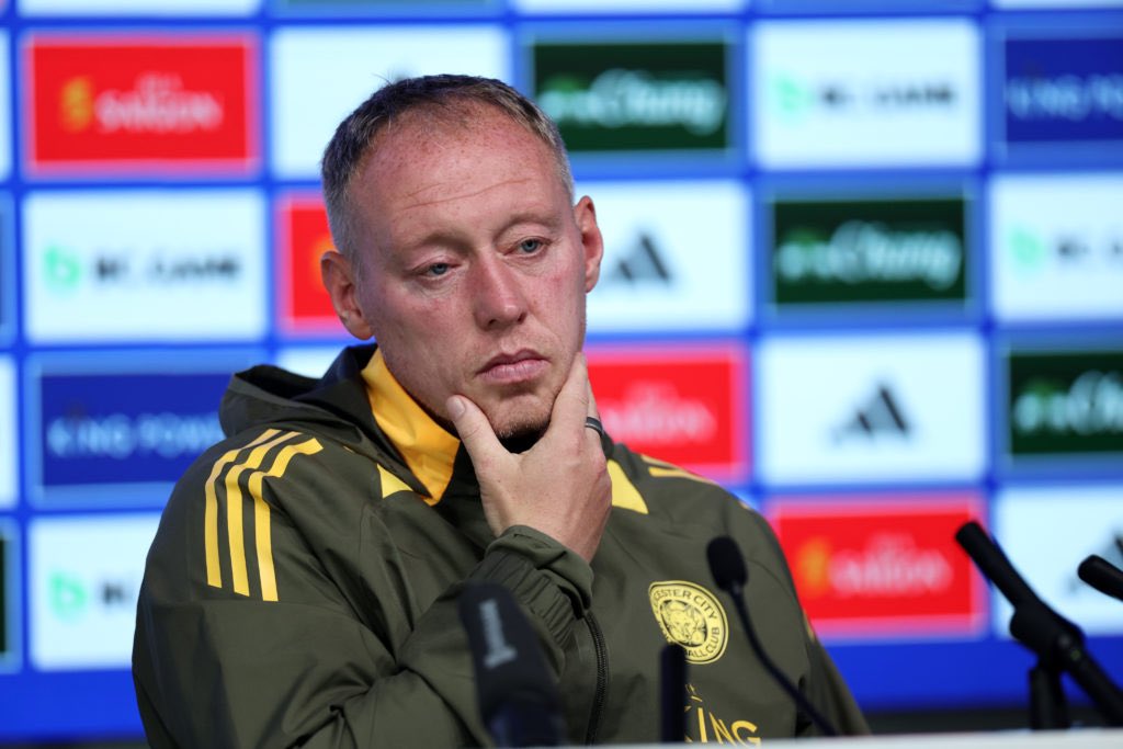 mufcMPB's tweet image. 🚨🗣️ Leicester manager Steve Cooper on the Old Trafford atmosphere tonight:

“It wasn’t what we were expecting. It wasn’t intimidating at all. It was good to play in.” #MUFC [@sistoney67]