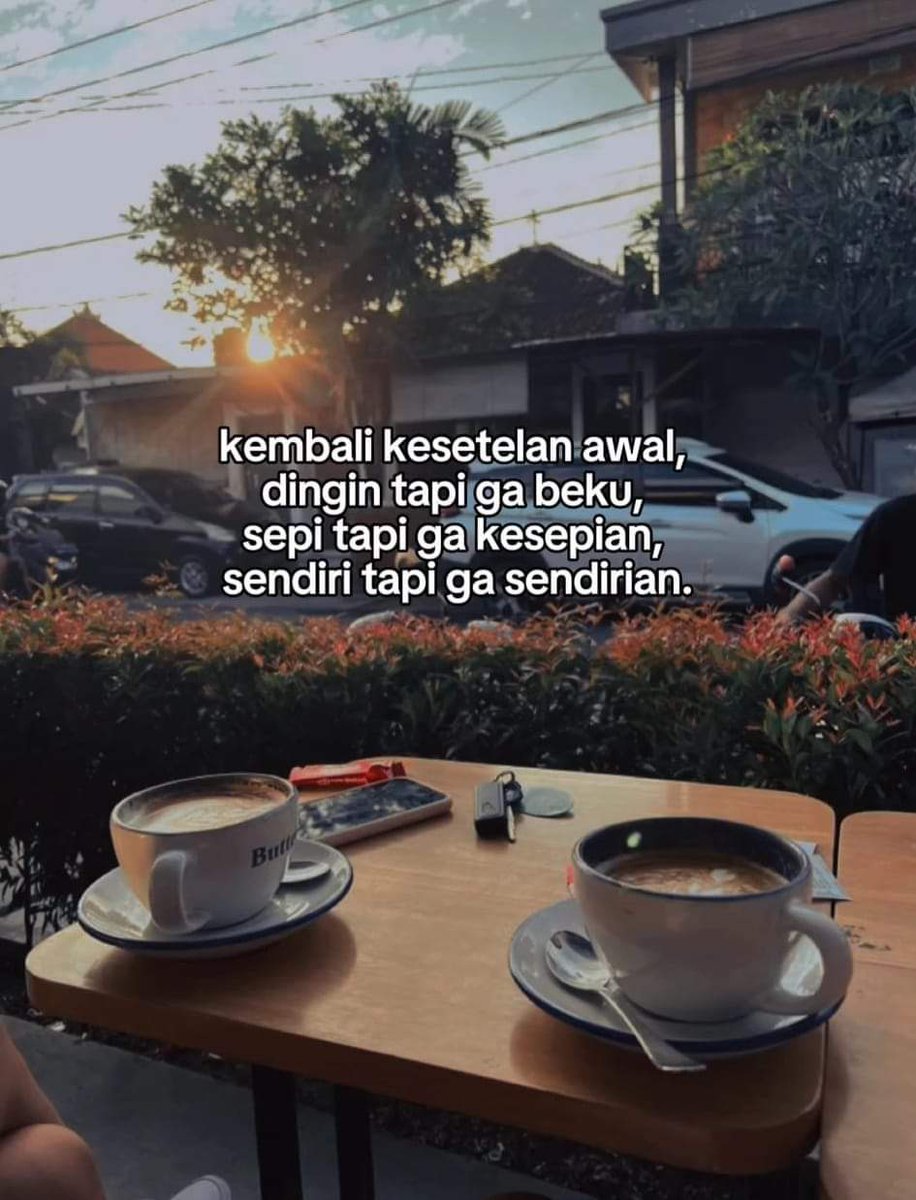 Bismillahirrahmanirrahim 
Pagi ku kopi item tanpa pemanis yang di buat2