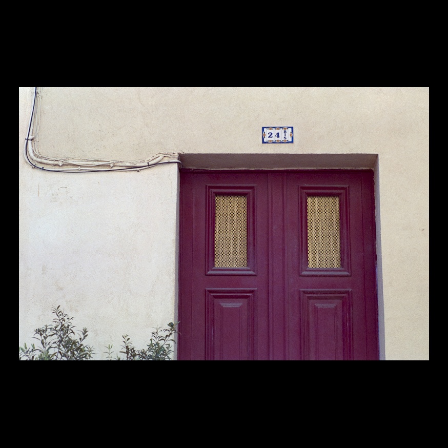 snapthisview's tweet photo. Numéro de maison. Ambiance provençale. Cannes.
©Krzysztof Burzyński
#analog #snapthisview #photography #ishootfilm #filmisnotdead #argentique #humaneyenotai #cannes #provance https://t.co/GxUXaPg9to