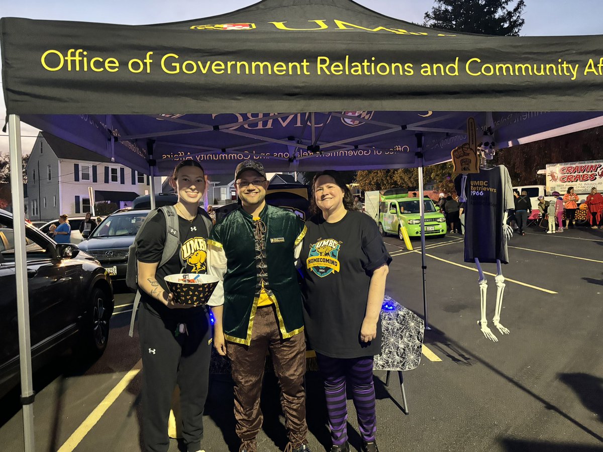 Greetings from ArBOOtus! Great night with community members in Greater Arbutus for the annual Trunk-or-Treat! Thanks to the <a href="/ArbutusGreater/">Greater Arbutus Business Association</a> for putting on a great event!