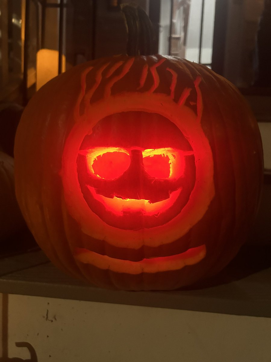MicoVasil's tweet photo. @Elianoayounes @sidekale @petertodd Dr. Karp looking spooky this Halloween https://t.co/zwglJjANp3