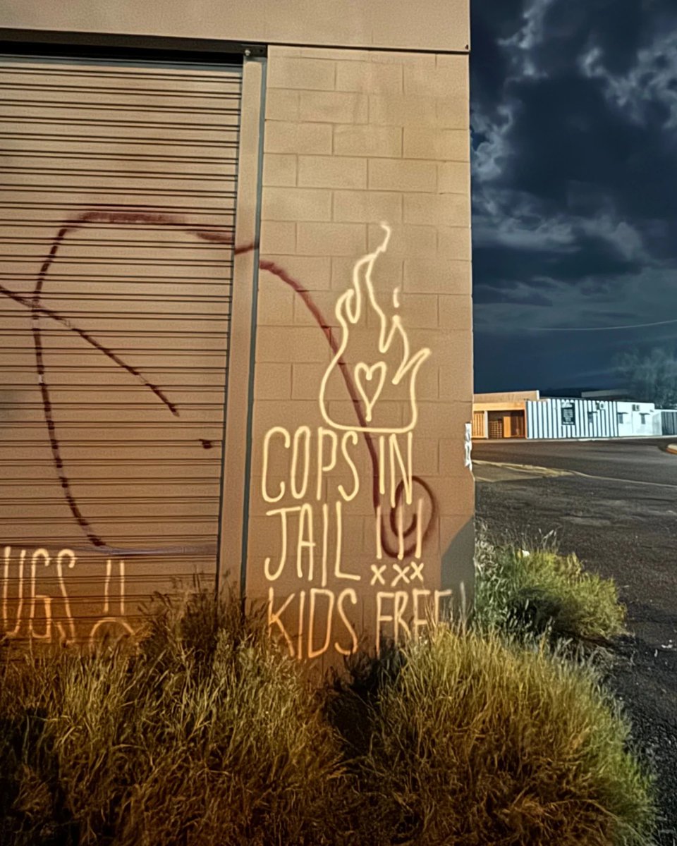 Radio Reversal 4zzz tweet media