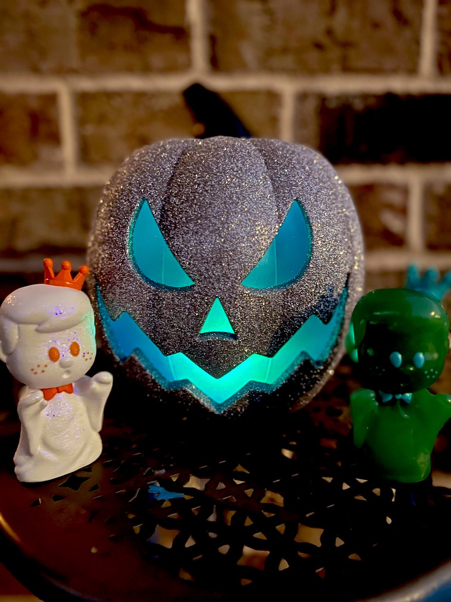 It’s Day 6 of our #FunkoPhotoADayChallenge ! And today’s theme : Friendly Ghost 

 Booooo !!!!

To Enter: Post a photo of today’s theme, tag <a href="/FunkoLeeM/">Lee 🤓👑</a> &amp; <a href="/dj3cb/">Cristian Hernandez S.</a> &amp; add hashtag #FunkoOct2024 and #FunkoPhotoADayChallenge ! We will select the winner on Instagram &amp; X/Twitter the