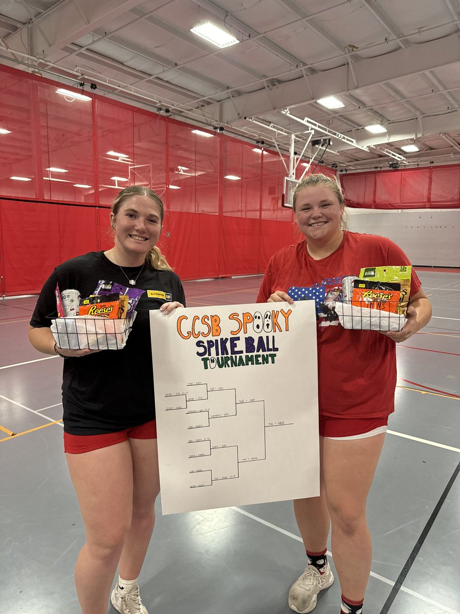 GC__Softball's tweet image. Halloween spikeball and spooky baskets!🎃👻

#Lancerup⚔️