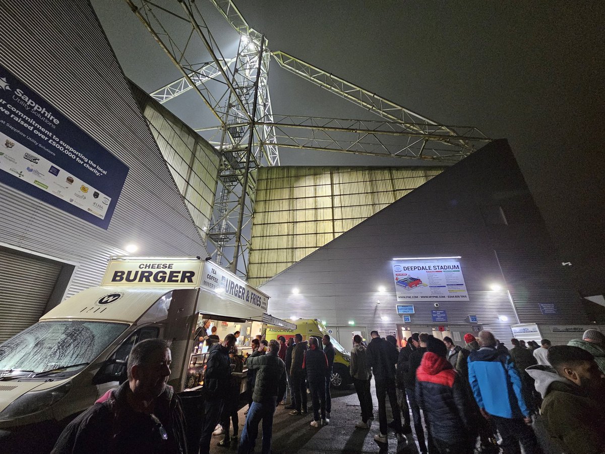 NorthBankPod's tweet photo. Preston, we are in you. #UTA #PNEARS https://t.co/39HkzmAbtX