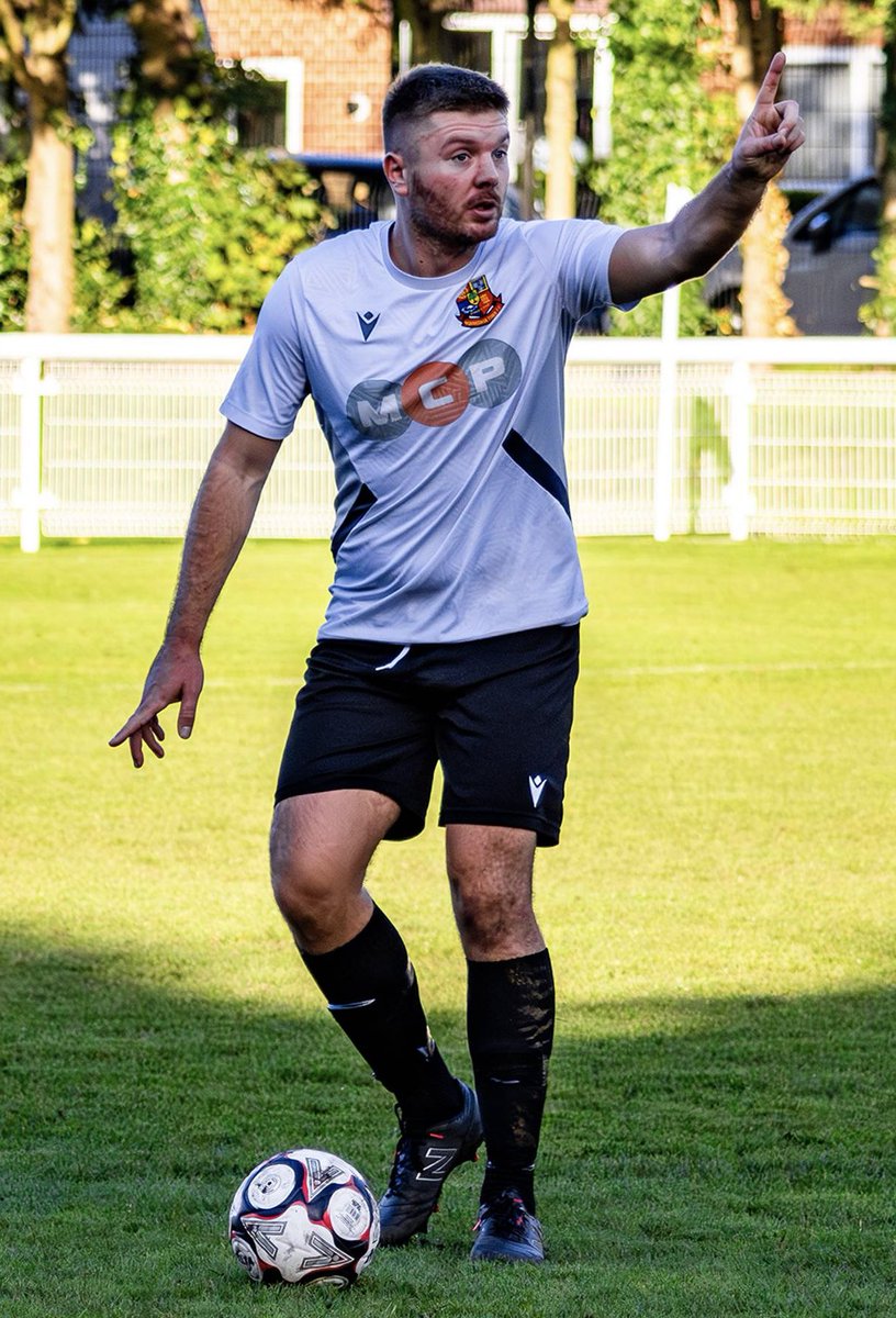 HoddesdonTownFC's tweet photo. We stand shoulder to shoulder with Real Madrid and decided to boycott the 2024 Ballon d'Or ceremony.
We too believe the winner should have been one of our players and the fact that Jack Riddle was overlooked is nothing short of a disgrace.
#justiceforriddle https://t.co/bYAxZ8b0IT