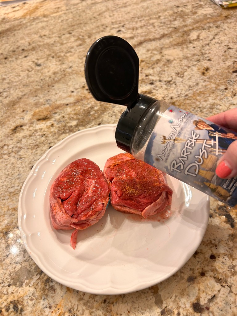 AussomAussie's tweet image. Thanks to our mates for sharing their good looking dinner of bacon wrapped filets using our Barbie Dust! Looks delicious! Cheers mate!

#DeliciousEats  #SpiceRub #BBQRecipes #FingerLickingGood #BBQTime #FlavorfulMeats #BBQLife #BBQSeason #GrillMaster #spicesquad #seasoninglove