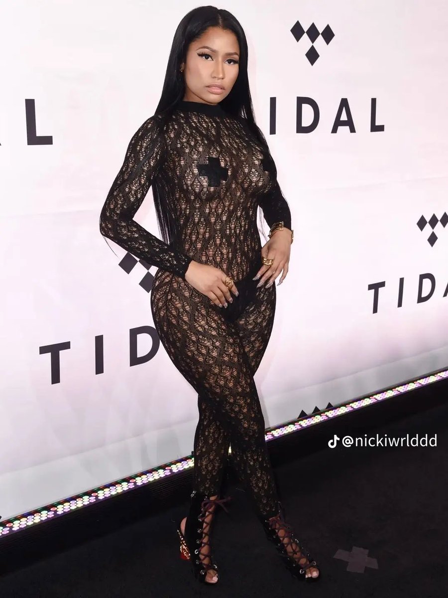 orgnikaan's tweet photo. @ELIBRAZZYYY @YSLONIKA This whole look! https://t.co/xO7pSxSzxG