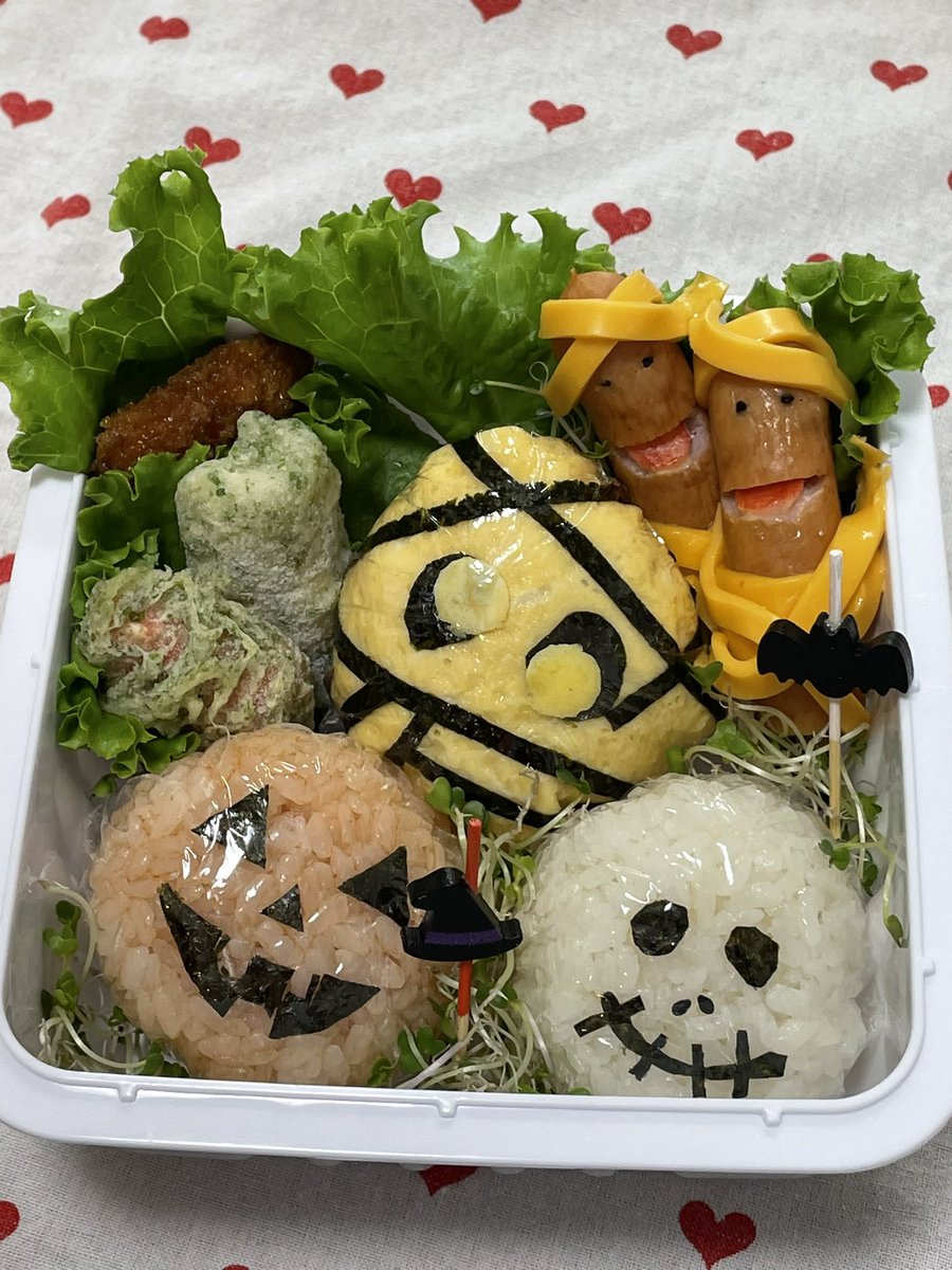 mokkun855's tweet photo. Happy Halloween!
朝から娘弁当に作ったよ
娘は来年二十歳 https://t.co/dK54t11oiF
