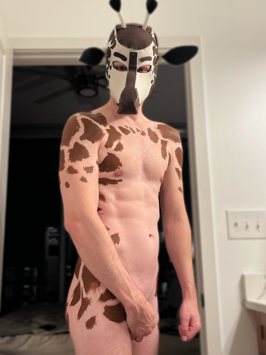 More giraffe! ATL Pride ‘fit’