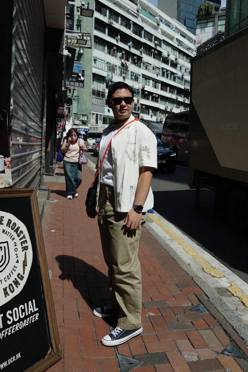 PilosopACE's tweet photo. Streets of HK https://t.co/qZsVMB8heR