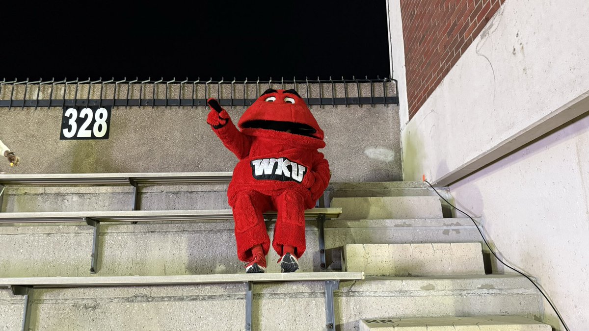 🚨 Obstructed View Alert 🚨

⭐️⭐️⭐️ FEATURING BIG RED ⭐️⭐️⭐️

🏟️ ‘The Houch’
🏠 Western Kentucky
🪑 Section 328 Row QQ Seat 22
👀 52% field visibility 

#GoTops