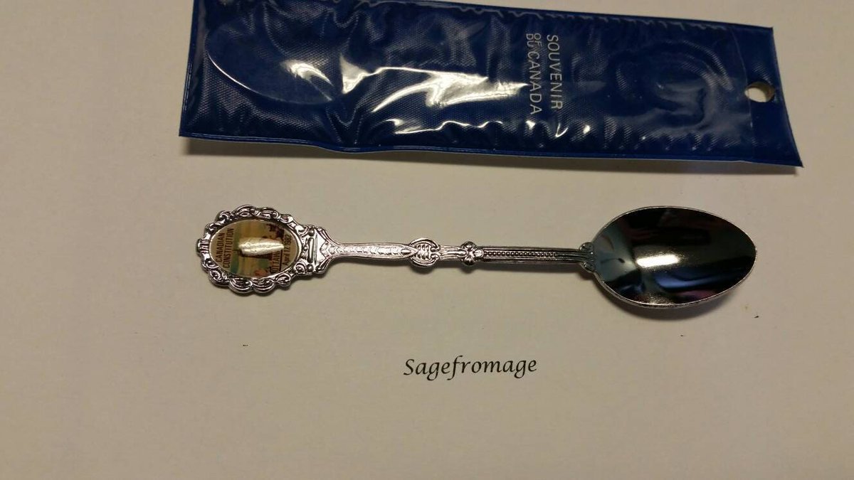 arlissbryant's tweet image. Canadian Constitution Collectible Souvenir Spoon tuppu.net/a7ef7959 #Etsy #sagefromage #NoveltyItem