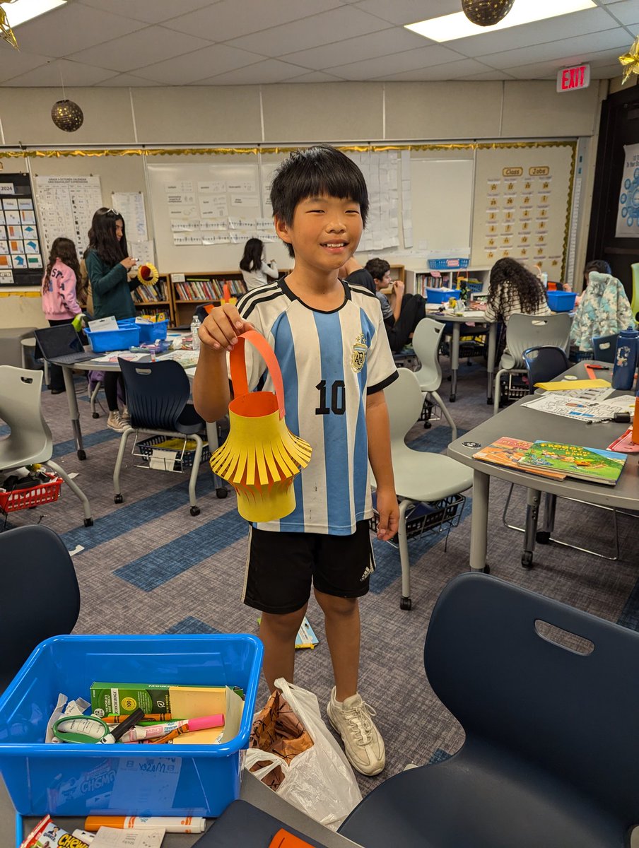 Sara Lynn Davis tweet media