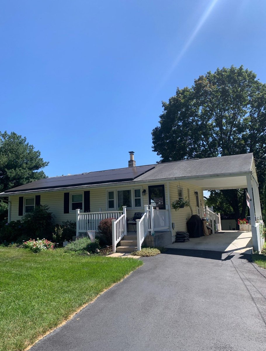 _ClassicRemodel's tweet photo. Customer had some leaks, and we had a big patch option…

Certainteed Landmark: Georgetown Gray https://t.co/EOFZp11Xxt