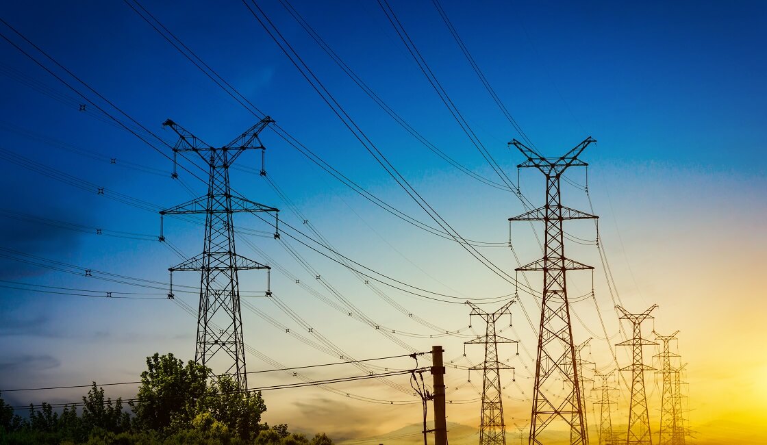 ElDatoEcua's tweet photo. #Urgente Del 1 al 4 de noviembre habrá racionamientos de energía eléctrica de 6 a 8 horas. 

Han mejorados las condiciones de de los caudales en Coca Codo Sinclair y en el Complejo Hidroeléctrico Paute Integral. https://t.co/rPGIlkSJlh