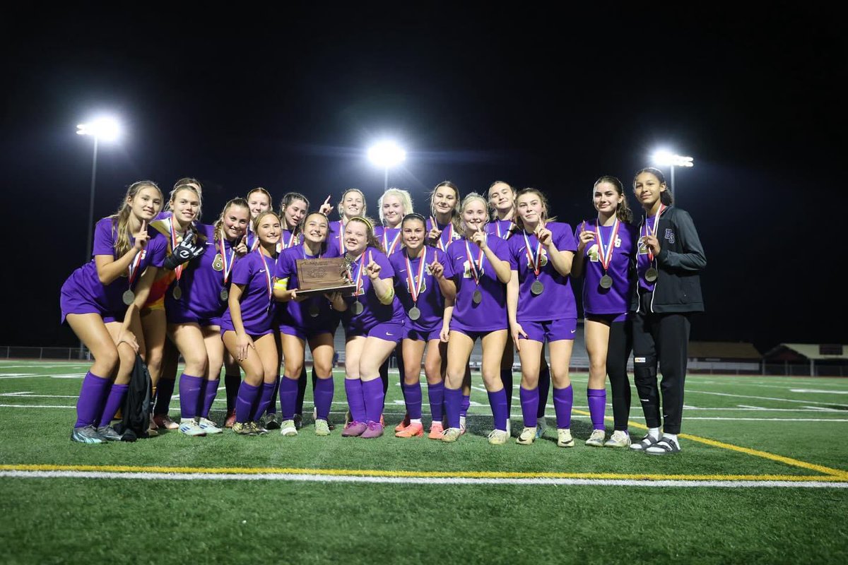 BGMarauderFball's tweet photo. Congratulations to Coach DeLeo and the BG Girls Soccer team on winning the D6 Championship tonight. #WinToday #tradition https://t.co/uEqLZY3DA3