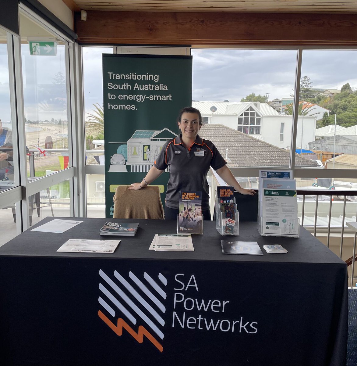 Proud to support community-led projects like Electrify Adelaide’s 5049+ workshop! Our Community Grants empower local groups to make sustainable choices more accessible. Learn how we’re helping create energy-smart homes across SA in our latest article. sapowernetworks.co/Workshop-ignit…