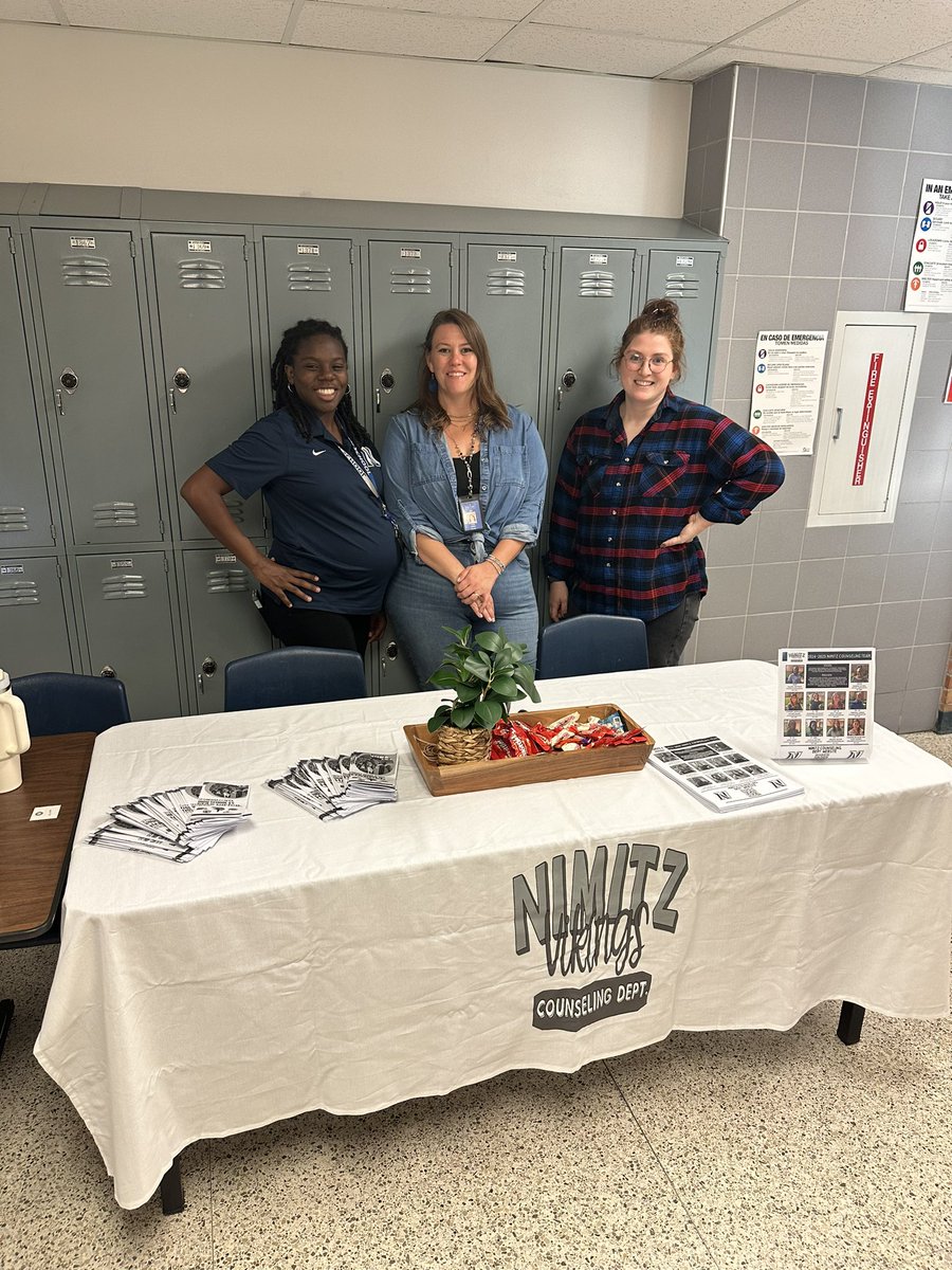NimitzCounselor's tweet photo. Upcoming 9th grade family night is in the books! We enjoyed meeting with all our future Vikings and their families to share lots of information to ensure their child is successful throughout high school. #SICAN #NimitzVikings https://t.co/a4brJmsLBa