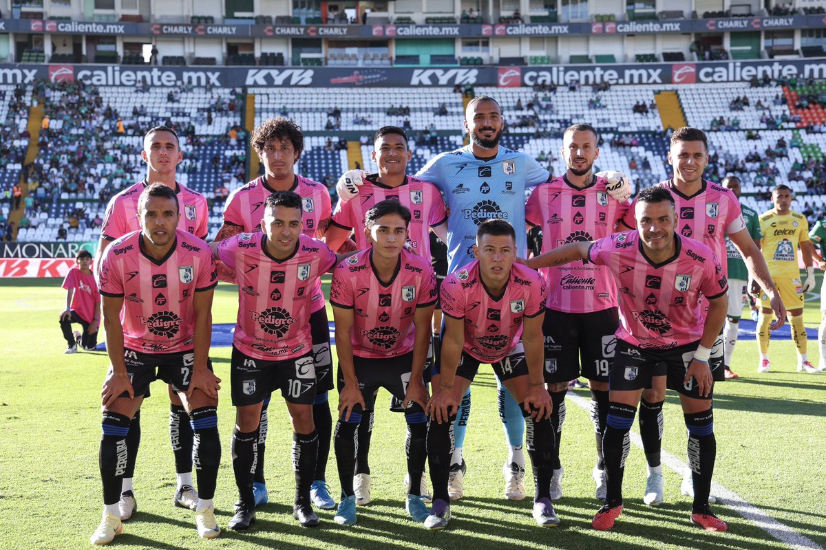 🚨#GIVEAWAY GALLO🚨

¡GANA UN PASE DOBLE PARA el #Querétaro vs #Juarez! 🐔 
 
1️⃣ Sigue a <a href="/calientesports/">Caliente Sports</a> y a mí
2️⃣ Dale 🔁 y ❤️
3️⃣Comenta tu jugador favorito con el hashtag #MásAcciónMásDiversión🔥

¡Se regalarán DOS pases dobles! 📲