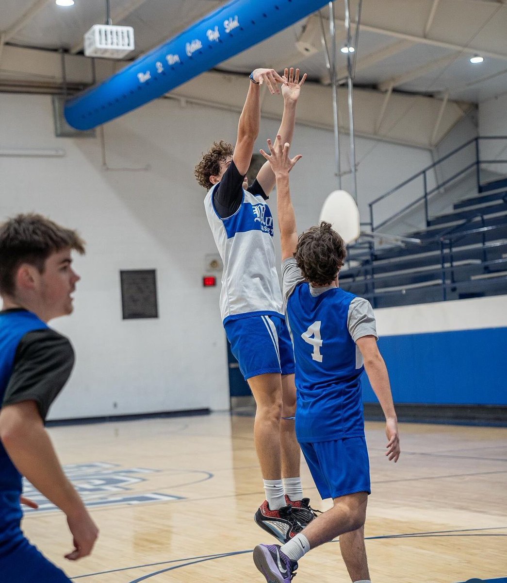 SyMaxwell2026's tweet photo. Thanks @CoachGaryHarper and @msmhoops for pushing me to be my best… #chasinggreatnes #lovetheprocess #dreambig #motivation https://t.co/co7TuCMkxv