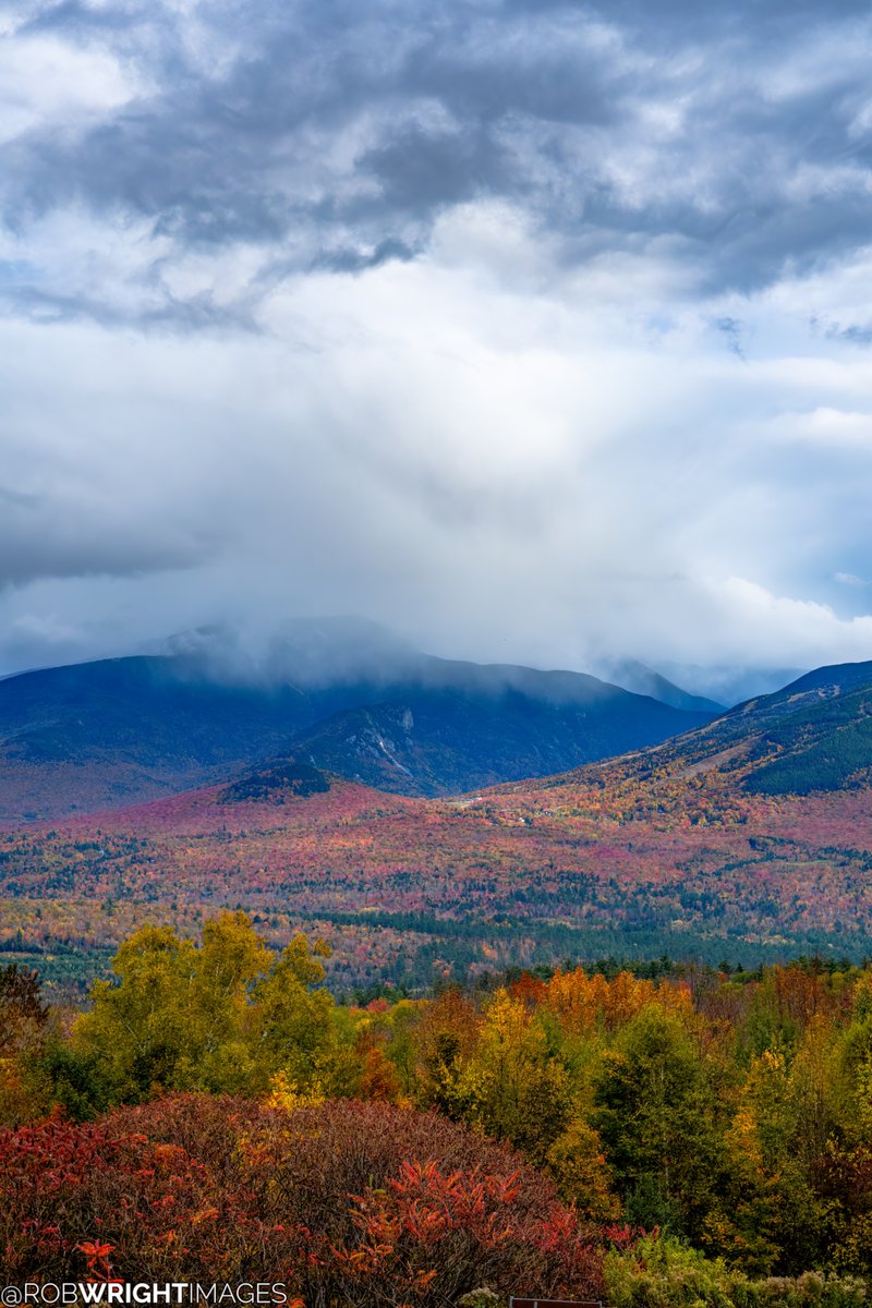 RobWrightImages's tweet image. The October photography catch-up tour continues. This particular day had a lot of passing showers which, for the higher summits like Mt. Lafayette pictured here, fell in the form of snow. You can just see a little bit at the top.
--
October 9, 2024
Sugar Hill, NH
#whitemountains