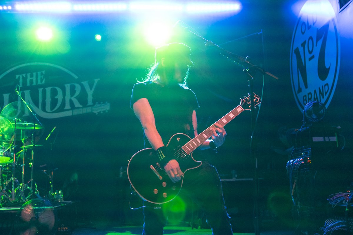 Everclear (@everclearband) on Twitter photo Our fall tour officially comes to an end this weekend. Come join us at <a href="/AguaCalienteRM/">Agua Caliente Casinos</a> in Cathedral City, CA on Friday and <a href="/EagleMtnCasino/">EagleMountainCasino</a> in Porterville, CA on Saturday.
Photos: Richard Thigpen Our fall tour officially comes to an end this weekend. Come join us at <a href="/AguaCalienteRM/">Agua Caliente Casinos</a> in Cathedral City, CA on Friday and <a href="/EagleMtnCasino/">EagleMountainCasino</a> in Porterville, CA on Saturday.
Photos: Richard Thigpen