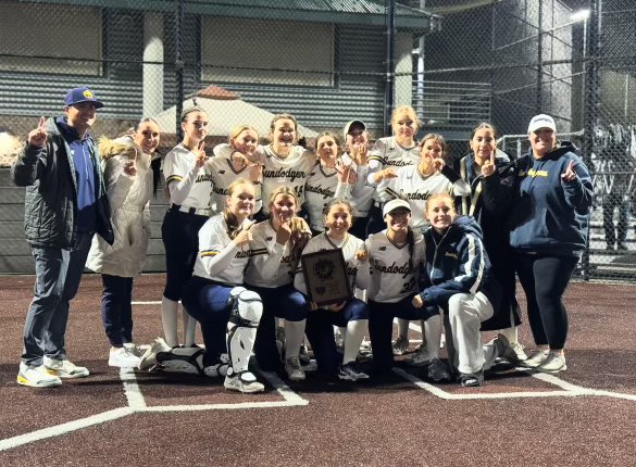 kylie_ngo_2028's tweet photo. Scaretastic tourney win!!
@SundodgersPack @shawndawn01 @KarenWeekly @Coach_SniderSB @MRhodesSmith https://t.co/IiGZVRs8yU