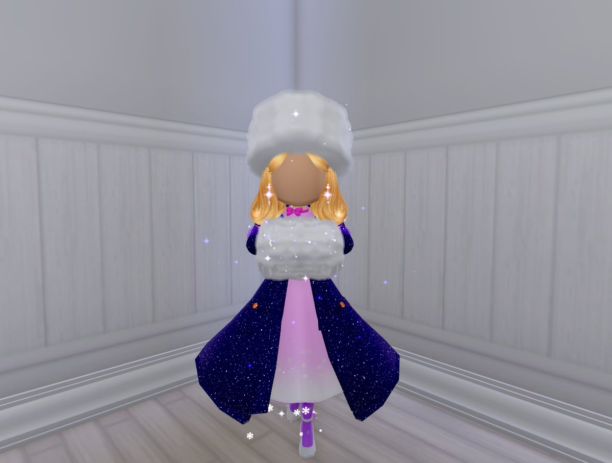 ItzzKui's tweet photo. Heyoo, my Dragonlings! 🐉✨ Winter is coming ❄️☃️ So let’s kick off some exciting giveaways! 🎉**

🎁 Prizes: 
- December’s Dream Set  
- Winter Guardian Set  
- Peppermint Princess Set https://t.co/YXC5PD8ceW