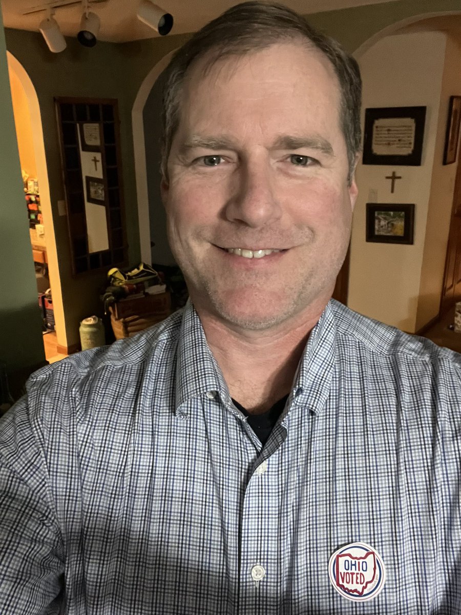 JeffRoushPoetry's tweet photo. I cast my vote today for an opportunity economy; to protect American democracy; to fight for individual rights against federal and state encroachment; and to stop gerrymandering and flip the Court in Ohio. Let’s close out strong.
#ResistanceUnited 
#DemVoice1 https://t.co/WjD5xoLhmu