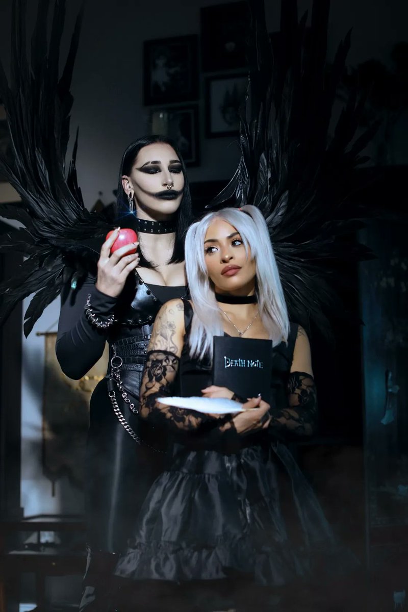 #HappyHalloween 

<a href="/RheaRipley_WWE/">RheaRipley_WWE</a> <a href="/ZelinaVegaWWE/">ZV</a> 🍎