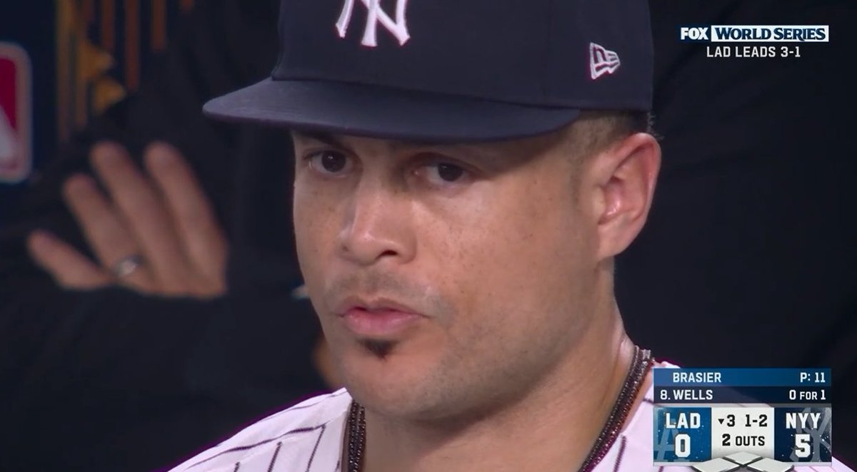 kinerfalefa's tweet photo. i'm counting stanton's pores https://t.co/z6nbW3t476