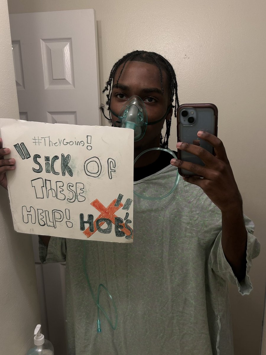 y’all like my costume?