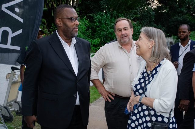 NzangaMobutu's tweet photo. Hier, nous avons eu le plaisir d’assister à un événement commémorant les 50 ans du légendaire « Rumble in the Jungle ». Une belle occasion d’échanger avec madame l’Ambassadrice Lucy Tamlyn sur l’importance de ce moment historique et son impact durable sur les relations entre les États-Unis d’Amérique et la République Démocratique du Congo. @USEmbKinshasa