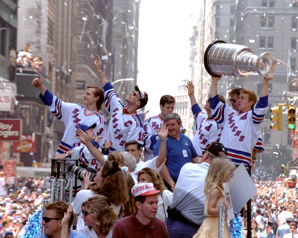 hockey_samurai's tweet image. Good-bye to the 1940 chants.