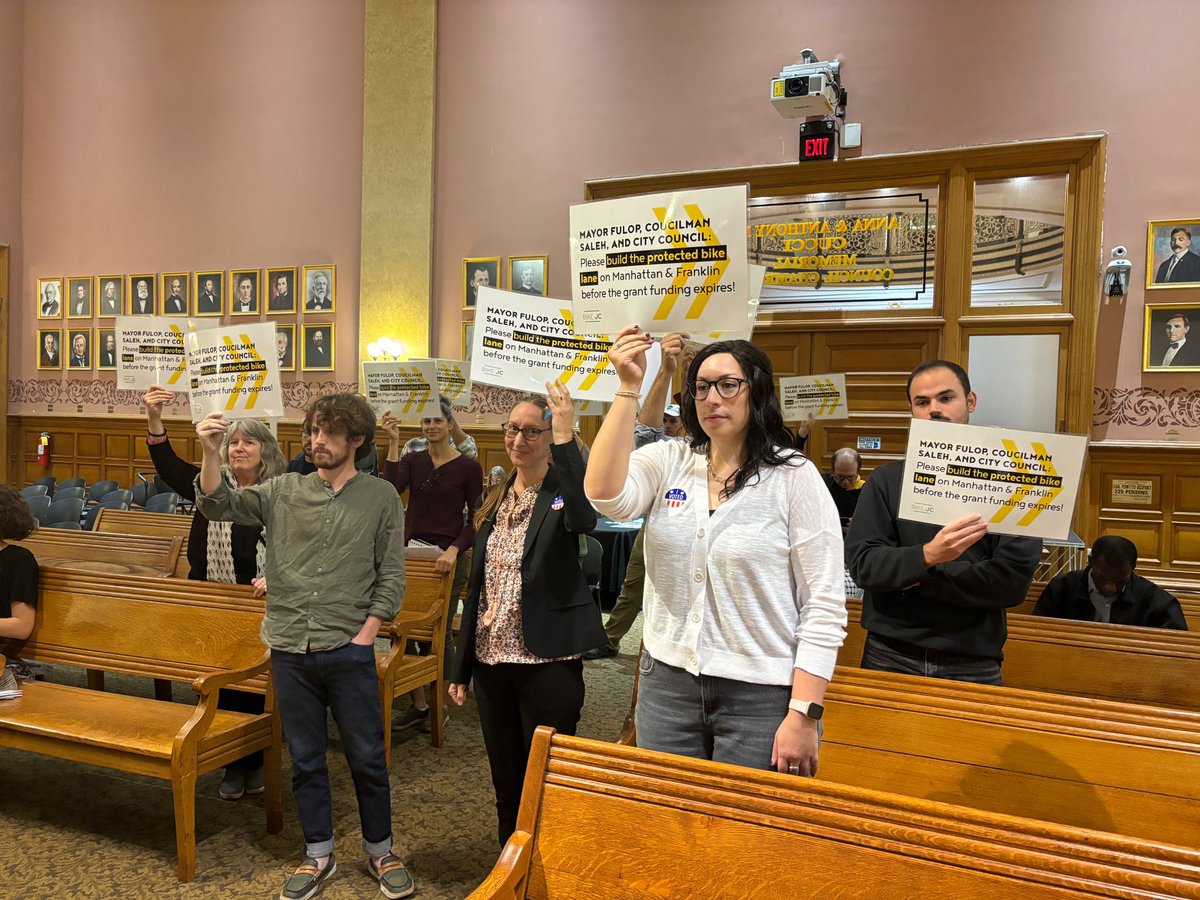 bikejc's tweet photo. MORE real people who demand a fully protected bike lane across the Heights on Manhattan Ave. and Franklin St., instead of LOSING $670,000 in grant funding for the project!! @JerseyCity Council: You must approve this vital, life-saving measure now! https://t.co/TVDOn4LSDJ