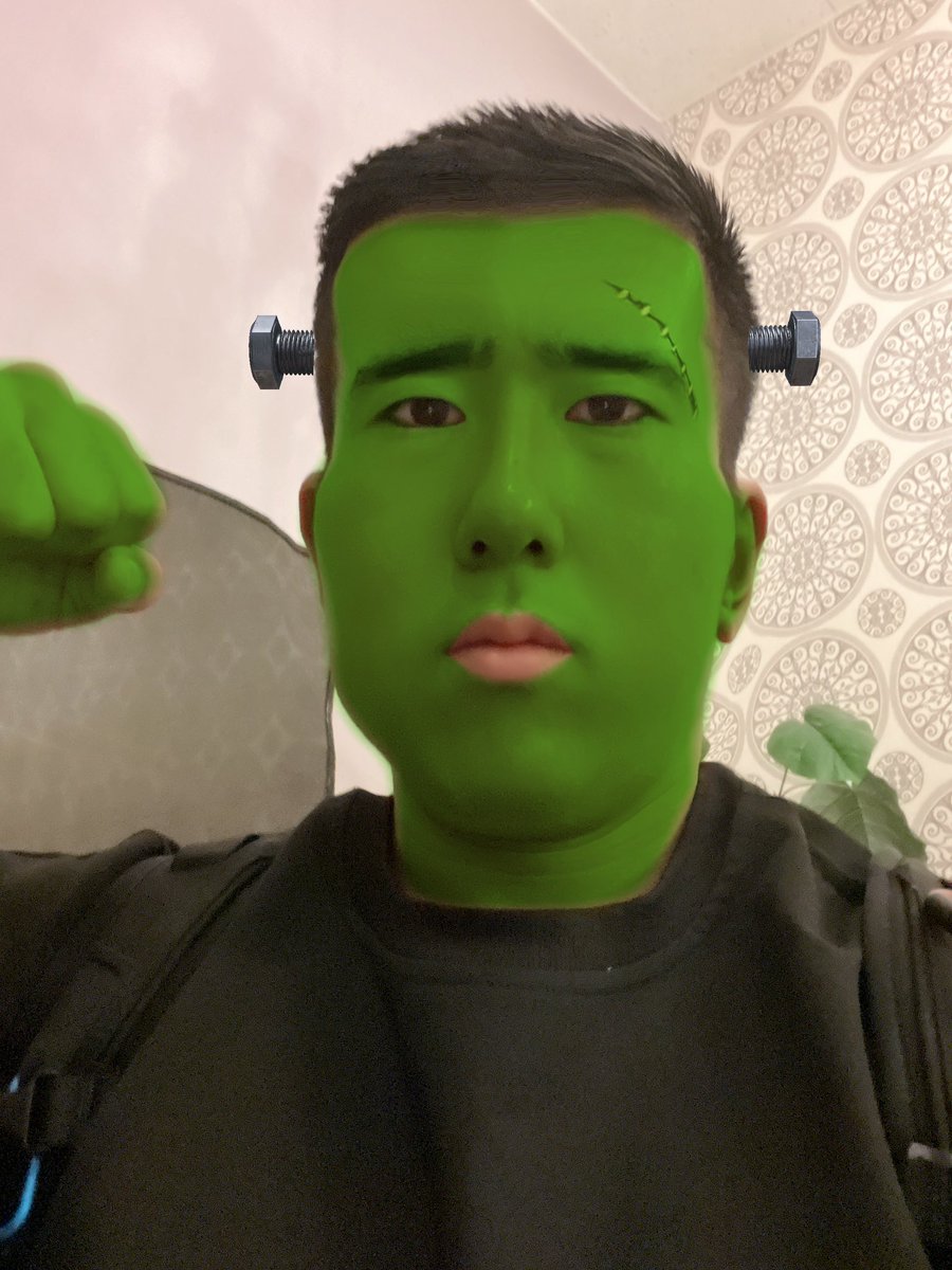 Trick or Treat!🎃🍬🍭🍫🍩👻
ハッピーハロウィン🎃👻
朝トレ🏋️‍♀️
本日も一日頑張っていきましょう💪
後、一日で毎日投稿600日㊗️
毎日、ご覧いただきありがとうございます🙇
#友昭最強
#友昭爆笑
#継続
#気合い
#毎日投稿
#ドクターストレッチ
#南大沢店
#599日目
#筋トレ
#ゴリゴリのスキンフェード