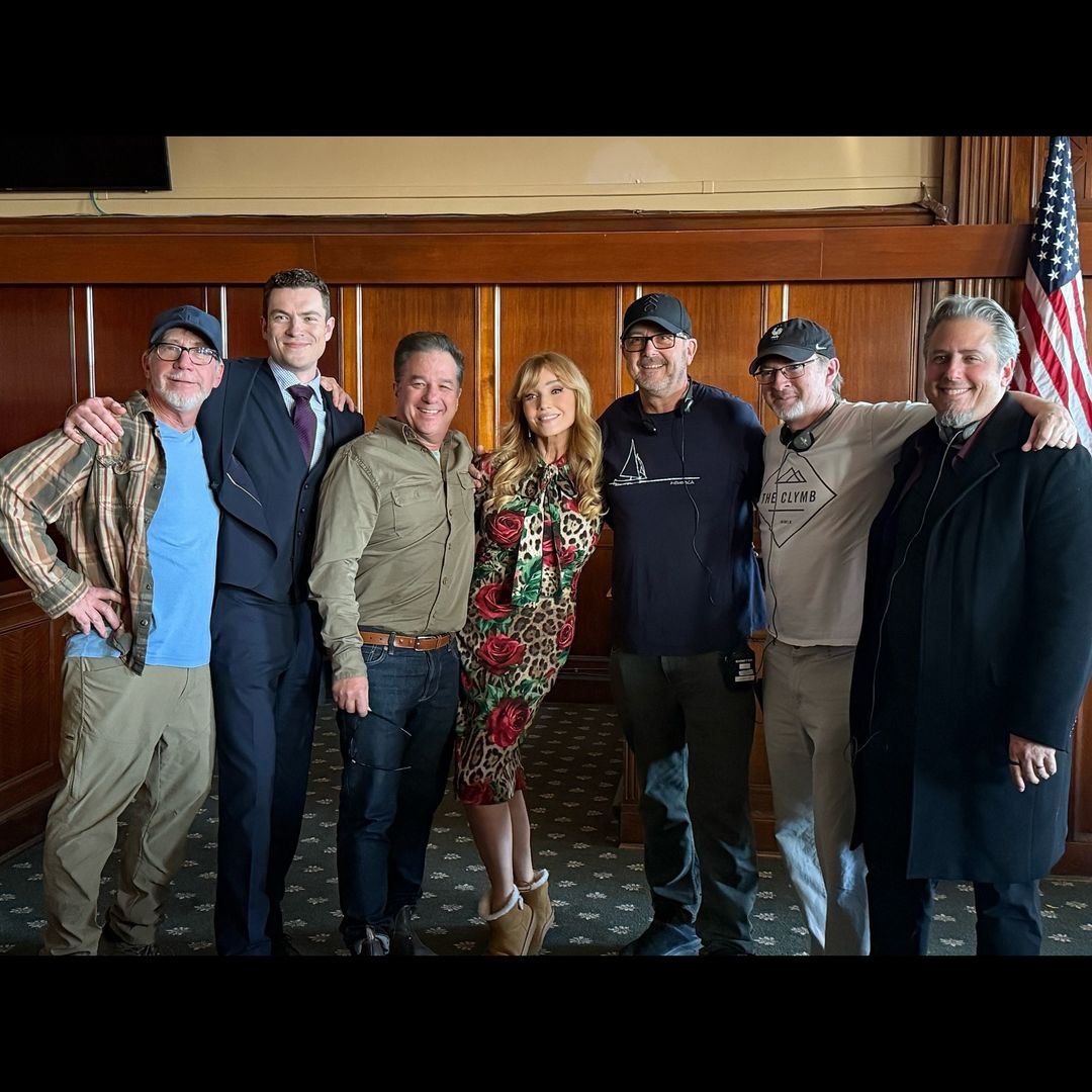 Nate Mann with The Up and Comer co-star Rebecca De Mornay, producers Dan Stoloff, Gary B Goldman, Howard Roughan (also writer), and Jeremy Alter.

via rebeccademornay on Instagram

instagram.com/rebeccademorna…

Posted today.