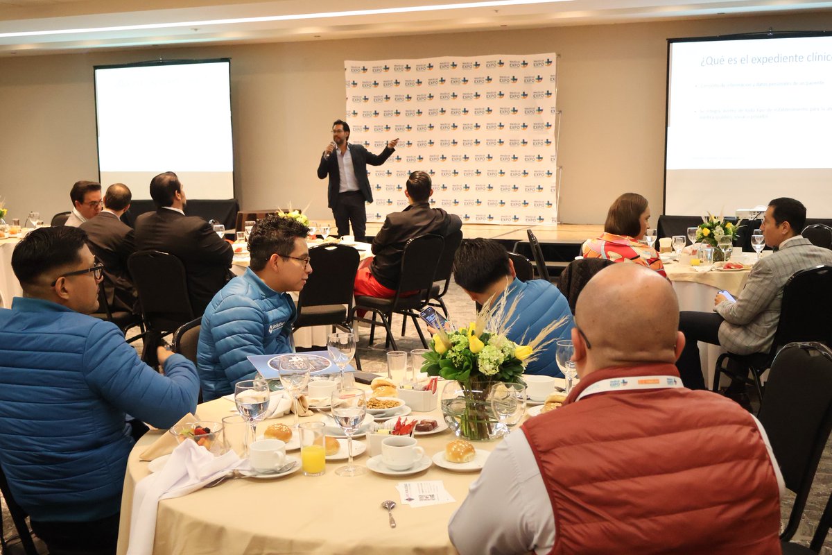 MiguelArevaloR's tweet photo. 📢 Gran experiencia en la Medical Expo 2024 en el WTC de la Ciudad de México! 🎤
Impartí la conferencia sobre la Propiedad y Gestión del Expediente Clínico y su relación con la Protección de Datos.
#RMProactive #TuAbogadoDigital #MedicalExpo2024 #ProteccionDeDatos https://t.co/jrlAel8odD