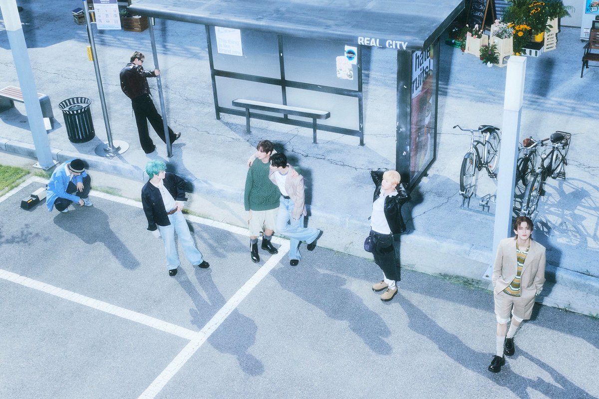 #NCTDREAM, 드디어 찾은 진정한 이상향! 동화 같은 정규 4집 #DREAMSCAPE
자유와 기쁨의 ‘하늘을 나는 꿈’, 마음이 깊어지는 ‘밤’,  
신나는 축제 ‘Off The Wall’, 사랑의 가치 ‘Rains in Heaven’ 수록!

m.entertain.naver.com/article/109/00…

#NCTDREAM #DREAMSCAPE
#NCTDREAM_DREAMSCAPE