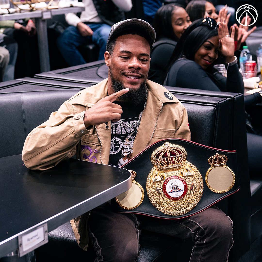 WashWizards's tweet image. Thanks for coming tonight @OneOf1x 🤝