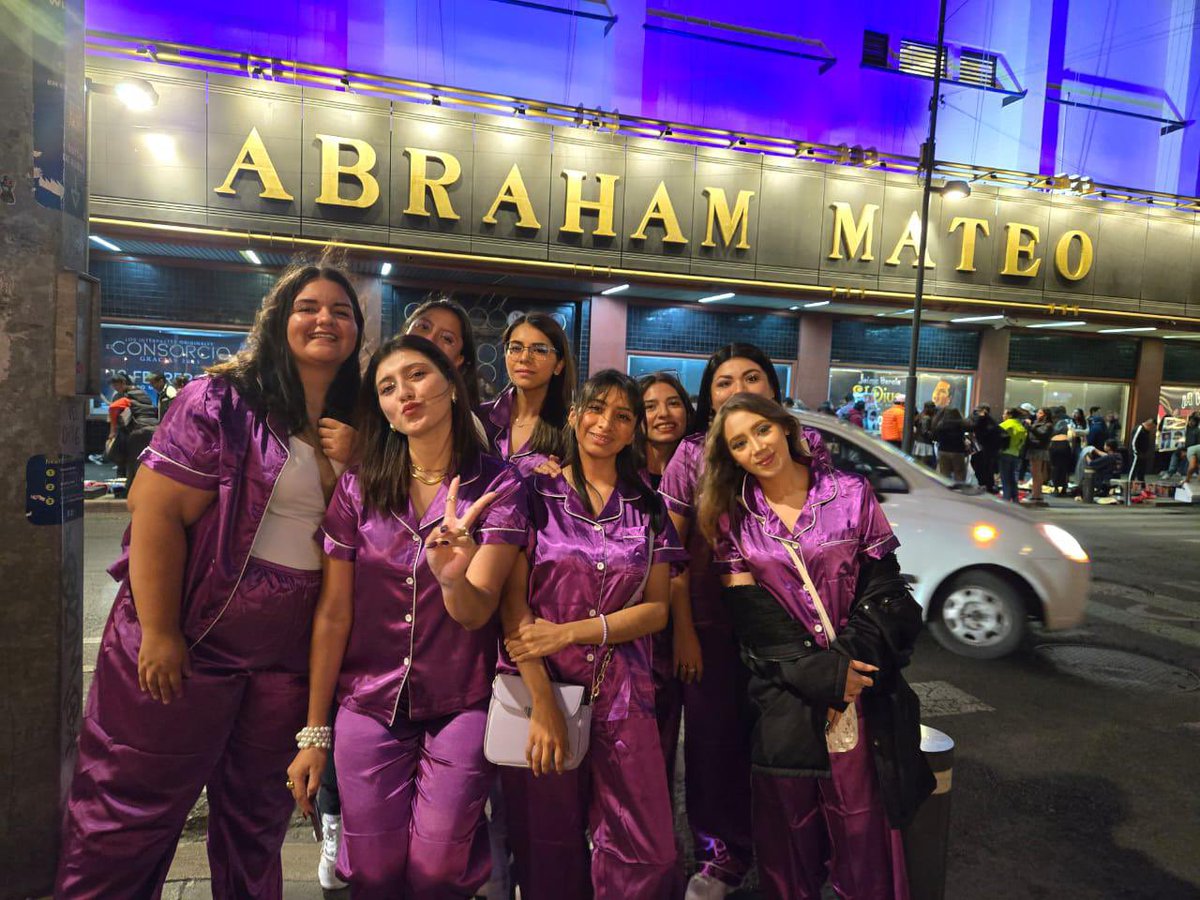 Ya estamos listas para verte <a href="/AbrahamMateo/">Abraham Mateo</a> #InsomnioTourMexico