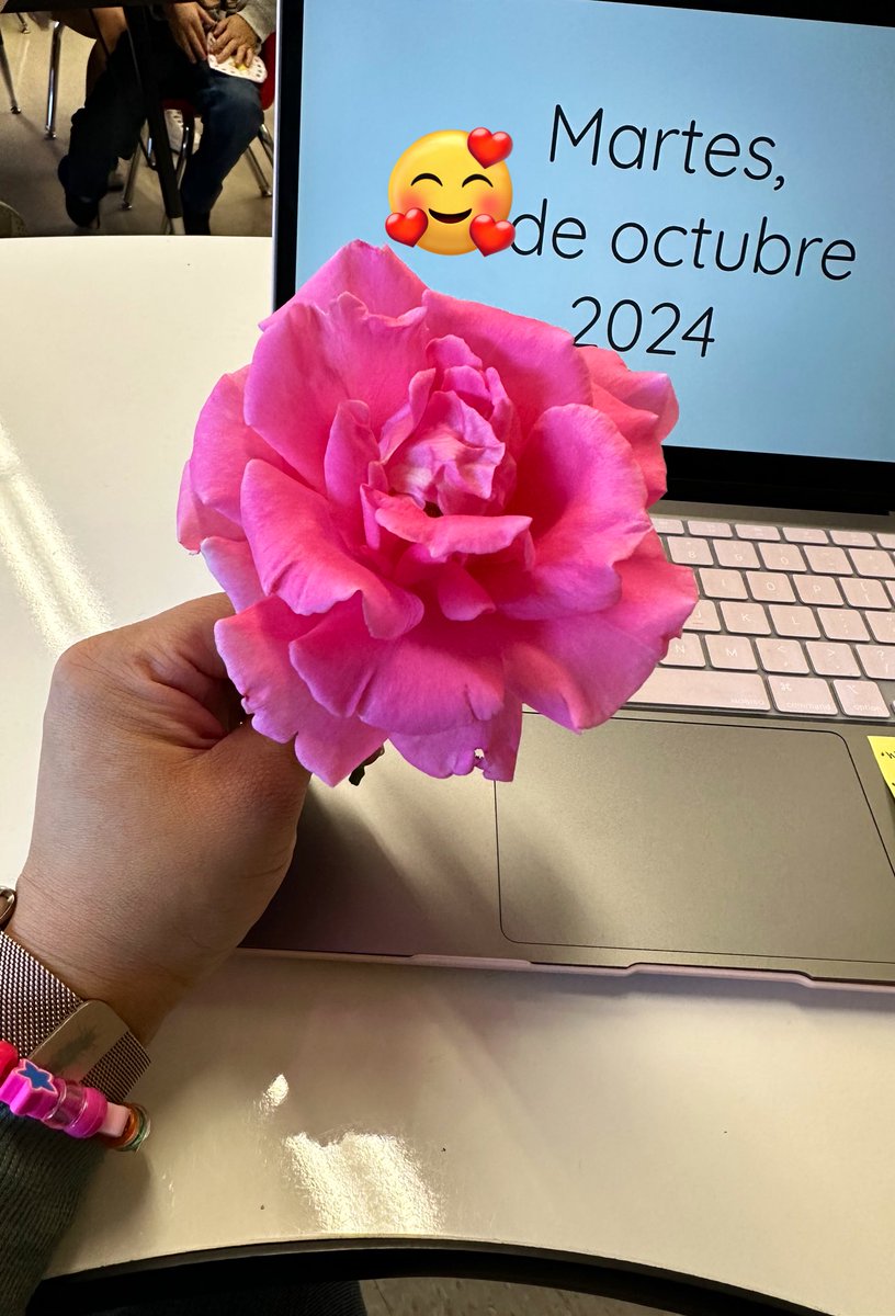 Maria Lopez tweet media