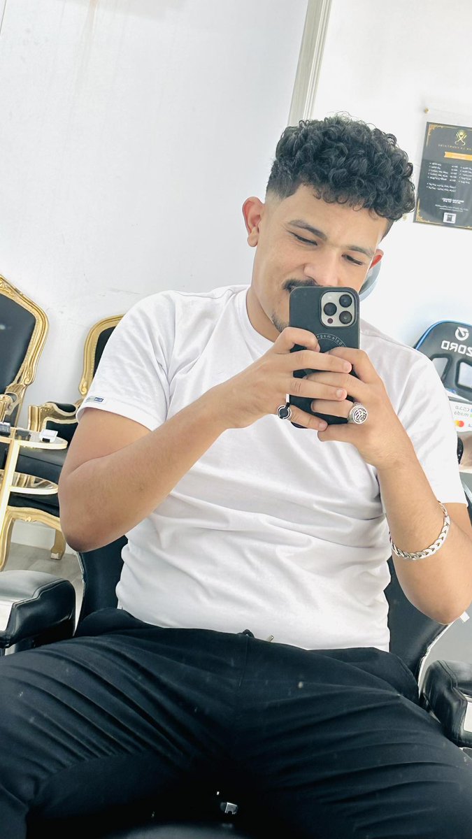 و في الحلال مشقّةً لا يعرفها إلا الرجال💪🖤
#السعودبة_العظمى 🇸🇦❤
#مصر 🇪🇬❤
#جدة