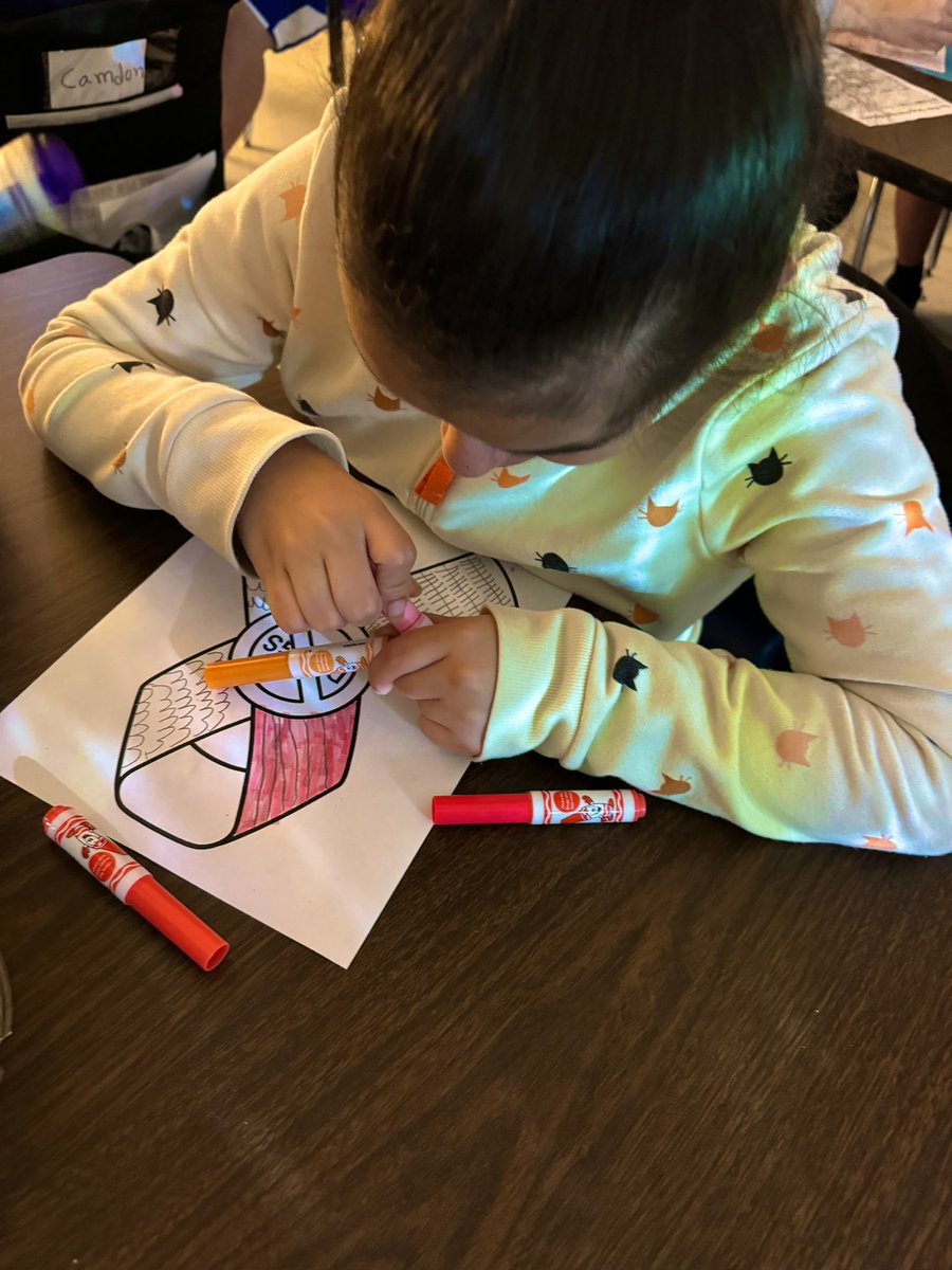 Fiona Hoffman tweet media