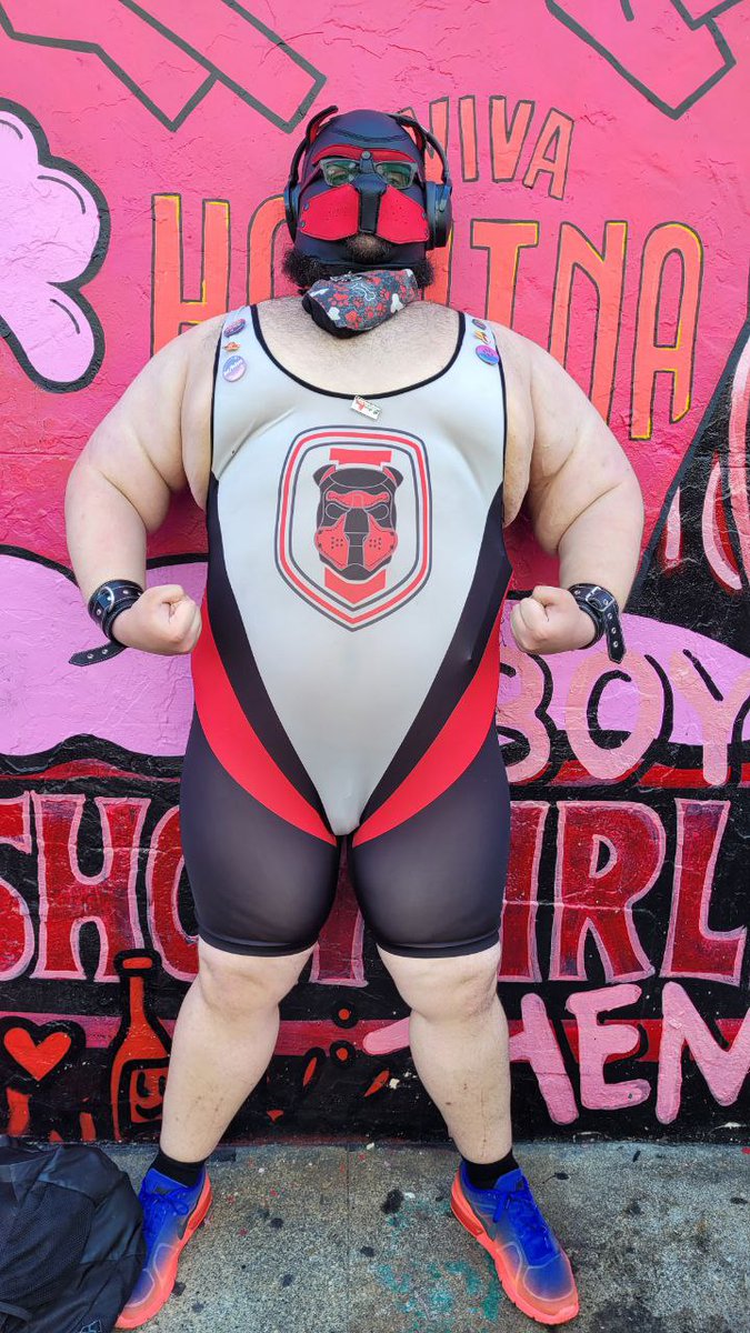 WolfVamp97's tweet photo. Who's ready to wrestle!#flexing 💪🏽🐺🤼🏽‍♂️ #wrestling #wrestle #wrestler #musclebear #bearwrestling #bearwrestler #wrestlebear #pup #pupbear #BDSM #BDSMbear #gaybdsm #gaybear #GayPupPlay #gaypup #gay #Bisexual https://t.co/CB9WuNCKa7